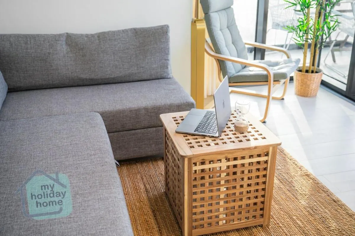 Fully Furnished With Stunning Panoramic View 두바이